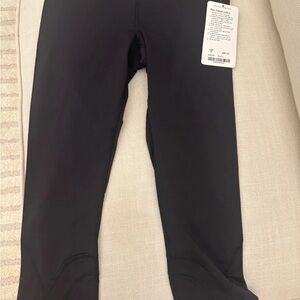 Brand new Lululemon black  capri crop legging pants size 6 women's